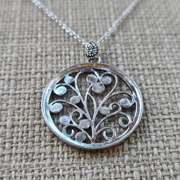 Women Necklace Round Pendant Fashion Jewelry Silver Tone Chain Necklace - Picture 7 of 11